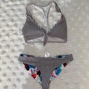 Cheeky bikini bottom